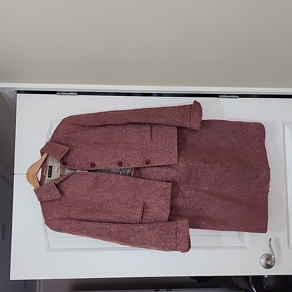 Ann Freedberg Vintage Mohair Suite Size 10